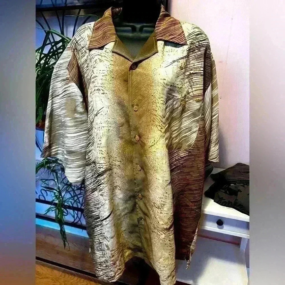 GB Black Label Men's Sz XL Tan Hawaiian Shirt 100% Polyester PTP 24" - Picture 1 of 3
